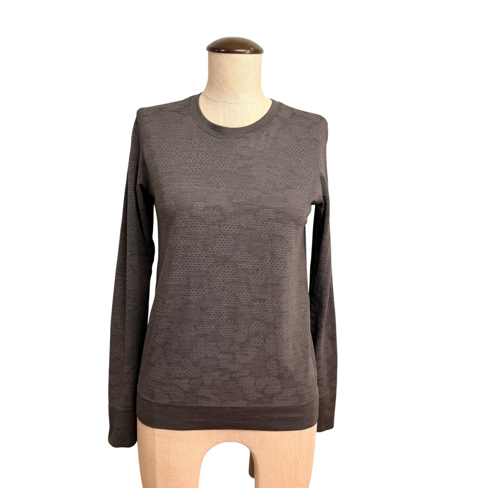 Lululemon Breeze By Long Sleeve Crew Gray Camo Mesh Venting Top Womens 4